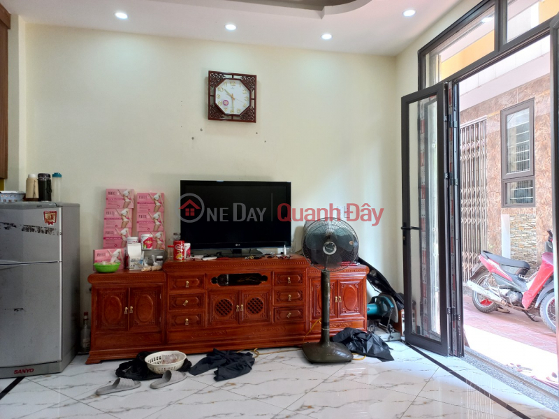 HOUSE FOR SALE ON THE CORNER LOT WITH PORTABLE CAR PARKING IN A 5-FLOOR SMALL BUSINESS IN LIEN MA WARD AT LOW PRICE | Vietnam Sales | ₫ 2.4 Billion