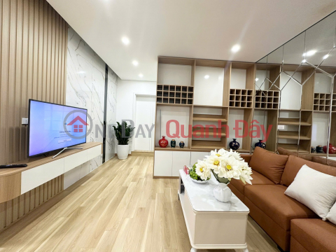 Tập thể Nam Đồng 78m 3PN 2WC Nội thất siêu đẹp, 4.5 tỷ trung tâm Đống Đa _0