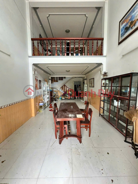 đ 3.85 Billion, BEAUTIFUL HOUSE - GOOD PRICE - DIRECT OWNER House for Sale in Long Xuyen Ward, An Giang (formerly Dong Xuyen Ward)