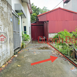 Selling 61m2 of land in Gia Tan village, Quang Minh commune, Me Linh. Wide frontage, car parking. _0