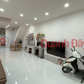 Bán nhà đúc 2 mê, đường nhựa 13m, nhà đẹp vào ở ngay. Cách ga Nha Trang 10p _0