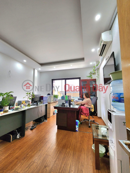 House for sale at Nga Tu So, Dong Da, car, near the street, 53m, 4T, brand new, like, kd online. Vietnam | Sales đ 5.9 Billion