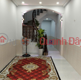 Beautiful house for sale on Bui Xuong Trach, 31\/33m2, 4 floors, 3m frontage, just over 5 billion _0