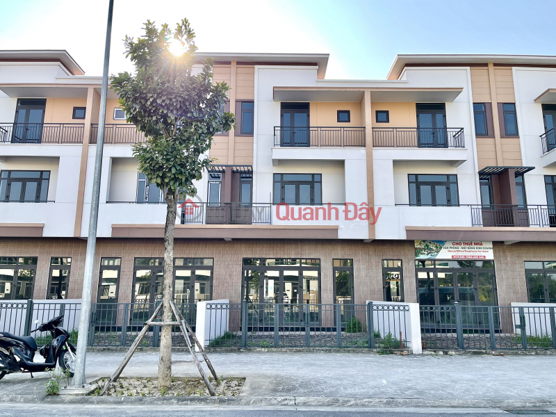 Selling a shophouse of 120m2 with high profit potential with the bottom price from 47 million \\/ m2 Sales Listings