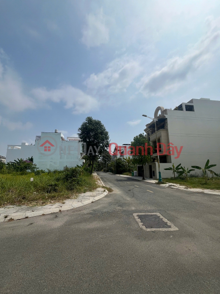 Property Search Vietnam | OneDay | Sales Listings | Selling a corner plot with two street frontages in the old Thu Thiem Villa residential area, District 2, at a good price – a rare opportunity.