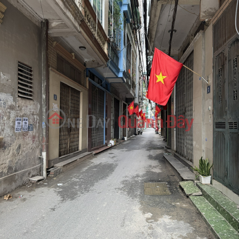 Cho thuê nhà nguyên căn tại Hà Đông . _0