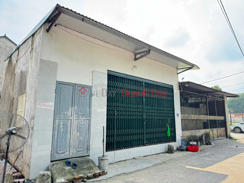 Land for sale with house C4, Lam Ho village, Thanh Lam, Me Linh. Road is clear, car parking is very nice, Vietnam Sales đ 2.75 Billion