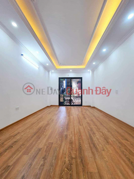 đ 3.9 Billion House for sale Mai Huong - Bach Mai 33m, 5 floors, newly built, near many universities, countless utilities.