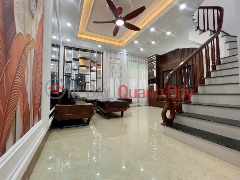 CẦU GIẤY 8 TỶ 650-34M-6 TẦNG 3 NGỦ FULL NỘI THẤT Ô TÔ TRÁNH 10M _0