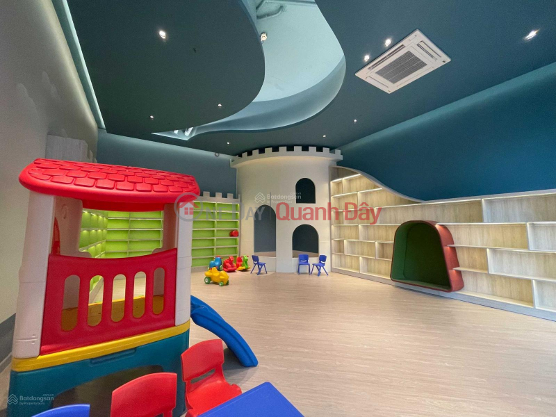 Property Search Vietnam | OneDay | Residential | Sales Listings Selling a 2-bedroom apartment at De Capella – 87m², with a refreshing view of the inner courtyard.