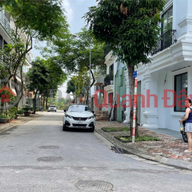 Selling a house in Tu Dinh subdivision, cars can avoid, sidewalk 3.5m, university lake park, 95m * 3 floors, frontage 9m, 15 billion _0