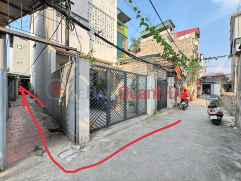 Bán nhà C4 ngõ 405 Ngọc Thuỵ 57m gần oto chỉ nhỉnh 4 tỷ. LH 0936123469 _0