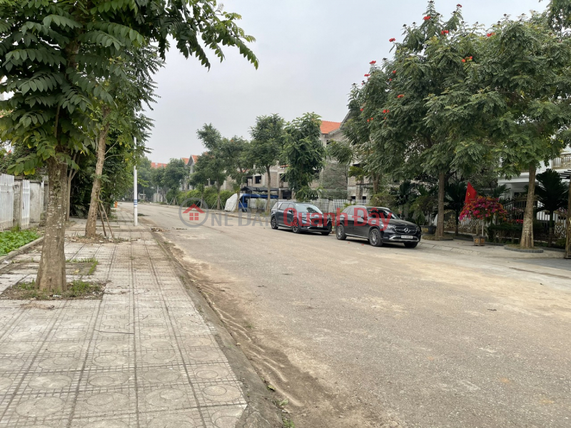 đ 33 Billion, For sale: Detached villa, corner plot: 425 m2, 17 m frontage, 30 m road - Quang Minh Urban Area