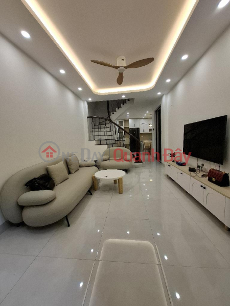 B.ÁN NHÀ TRUNG TÂM CẦU GIẤY_LÔ GÓC_ DÂN XÂY CHẮC CHẮN_ HAI THOÁNG VĨNH VIỄN_DT 48m MT4m x 4 tầng Giá 10 tỷ 9 Niêm yết bán