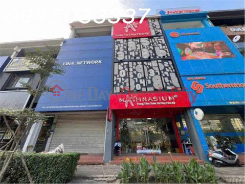 Commercial townhouse for sale on Nguyen Van Linh Street - Phu My Hung, District 7, area 111m2 (6m x 18.5m),5 floors, price 34 _0