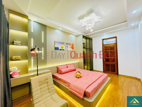 Hiếm! Nhà đẹp Chính Kinh, gần Ngã Tư Sở – 4PN – 6.4 tỷ thương lượng lh 0817606560 _0