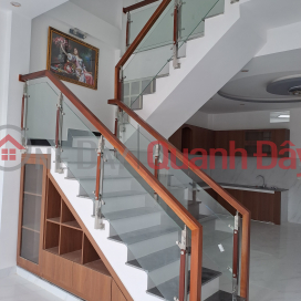 NEWLY CONSTRUCTED HOUSE, NOT LIVED IN, SELLING FOR COST. 2 FLOORS, 56M2, HOANG VAN THAI, PRICE 2.2 BILLION _0