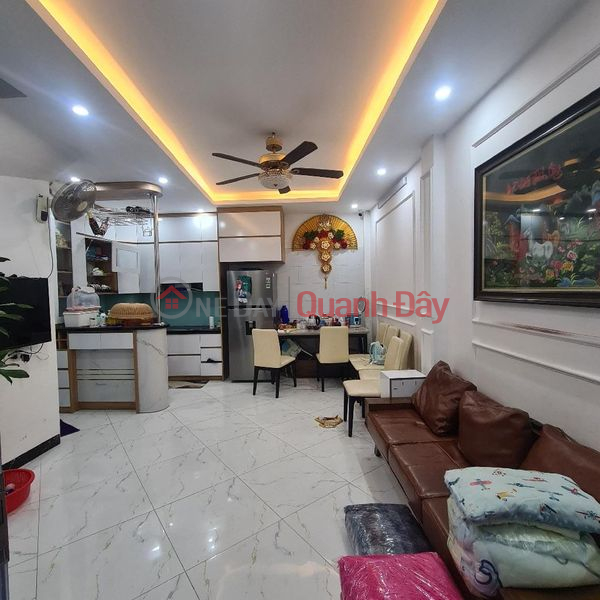 House for sale in Linh Nam, Vinh Hung 34m 5 rooms over 3 billion opposite the night market Sales Listings