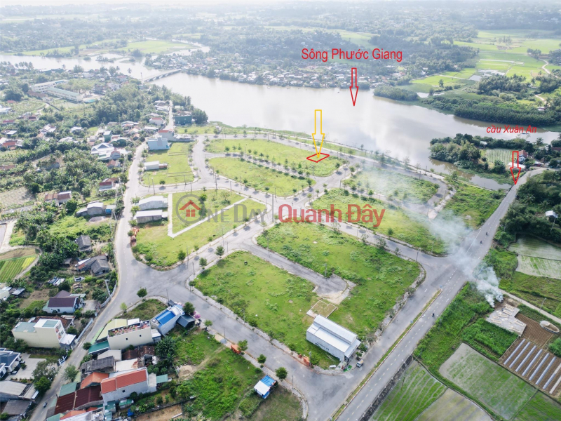 Selling river front villa in An Loc Phat residential area, 205m2, South direction, price 2 billion negotiable Sales Listings