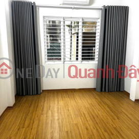 Cho thuê nhà nguyên căn ngõ 107 Tôn Đức, 38m2 x 4 tầng, 5 ngủ, 4 wc.16,5 Triệu _0