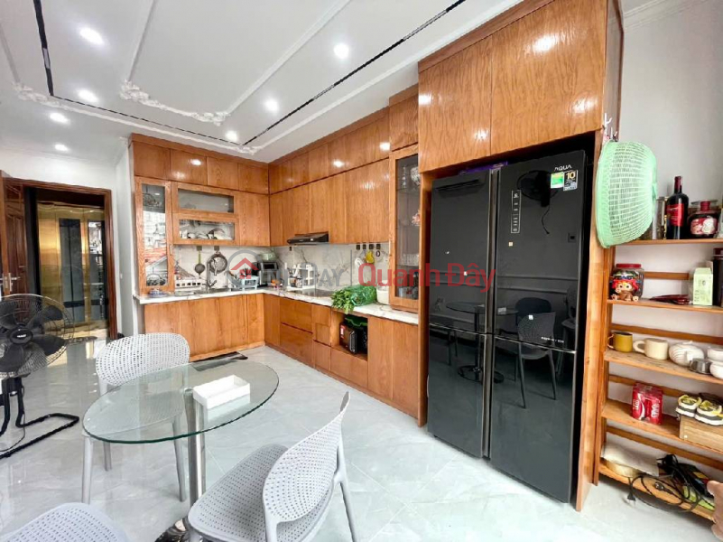 PHÂN LÔ Ô TÔ TRÁNH - HIẾM - NHÌN CHẤM THẾ CHỨ CÁCH MẶT NGÕ CÓ CHỤC NHÀ - Ở SƯỚNG YÊN TĨNH - GARA Ô TÔ - THANG Việt Nam | Bán đ 13,8 tỷ