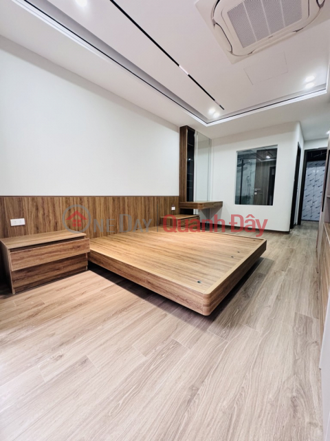 NEW HOUSE IN GIA QUAT, 6 FLOORS - CAR GARAGE, ELEVATOR - BOTH FOR RESIDENCE AND BUSINESS - ONLY 12.2 BILLION _0