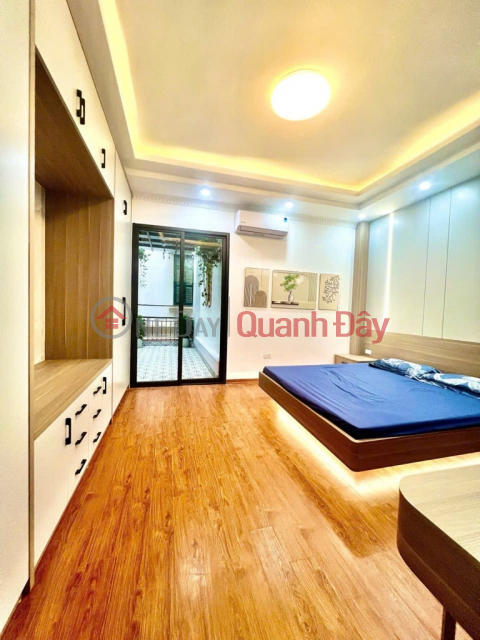 Bán nhà Trường Chinh 5 tầng long lanh, trung tâm, siêu tiện ích, sổ vuông _0