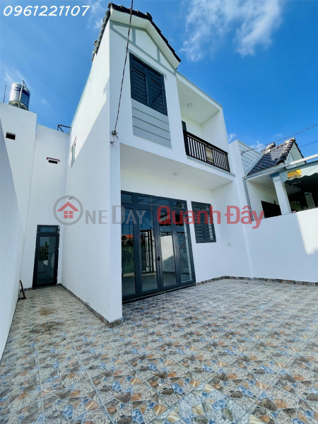 House for sale in Grapefruit Village, Tan Trieu Church, Tan Binh, 2 floors, 3 bedrooms Sales Listings