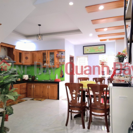 ► Frontage of 10.5 Thanh Hoa Street near Hoa Xuan Market, 3 floors Beautiful, quality _0