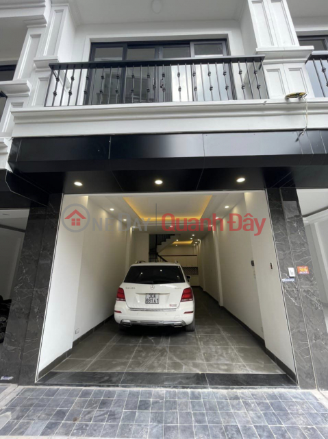 House for sale in lane 130 Ngoc Thuy, 52m x 5T, parking Vios car, price 4 billion 2 Contact: 0936123469 _0