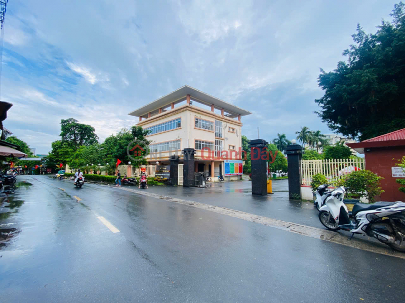 , Làm ơn chọn, Nhà ở Niêm yết bán đ 10 triệu
