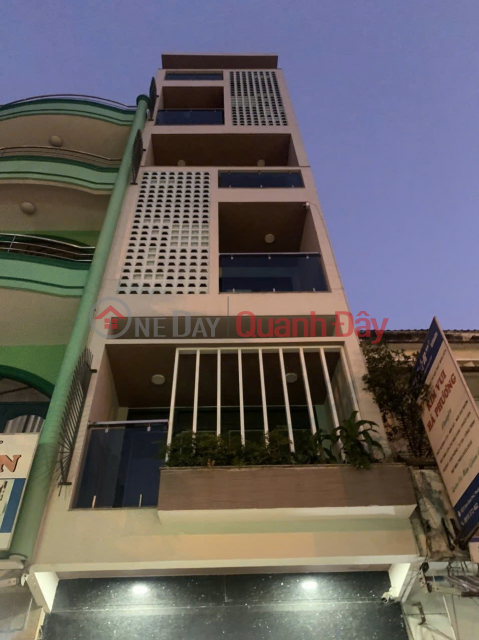 Owner Sells Frontage of Dien Bien Phu, Ward 1, District 3. Area (4 x 18m),Price Only 45 Billion. Contact: _0