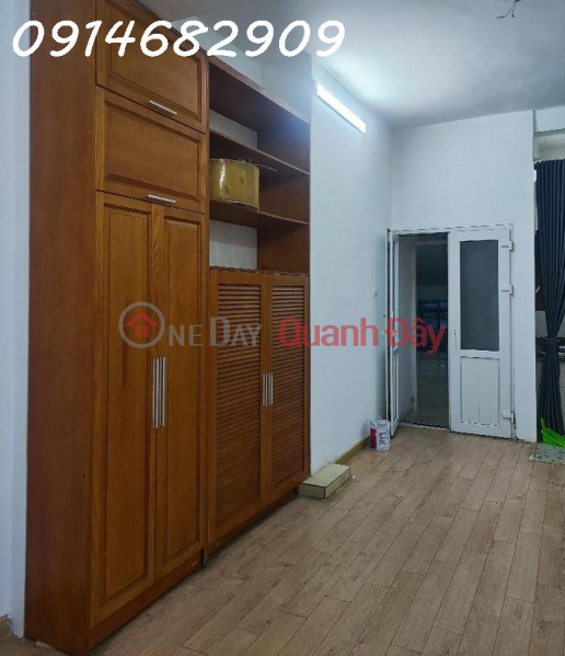 BÁN CĂN CHUNG CƯ PHỐ LÊ VĂN LƯƠNG 70M2, 2 NGỦ, FULL NỘI THẤT, CÓ SLOT GỬI Ô TÔ, HƠN 3 TỶ | Việt Nam | Bán | đ 3,7 tỷ