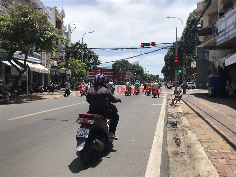 Property Search Vietnam | OneDay | Retail, Rental Listings | Ground floor for rent at the intersection of water well Nguyen An Ninh, TPVT