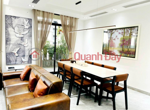 Upscale duplex 210m2, cool direction, high class apartment price 71 million\/m2 _0