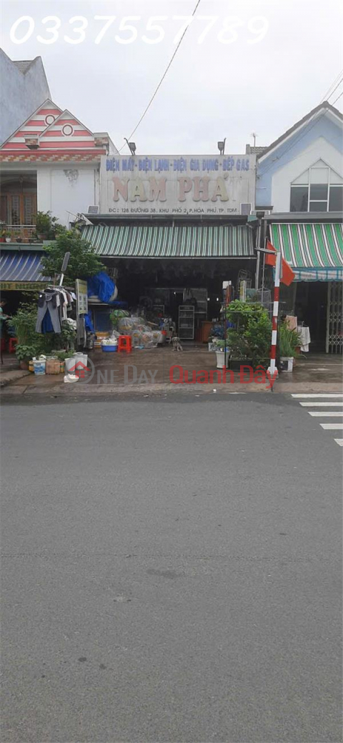 Land for sale with a free single-story house in Hoa Phu, Thu Dau Mot, area 110m2, full residential land title, price 5.8 billion VND. _0