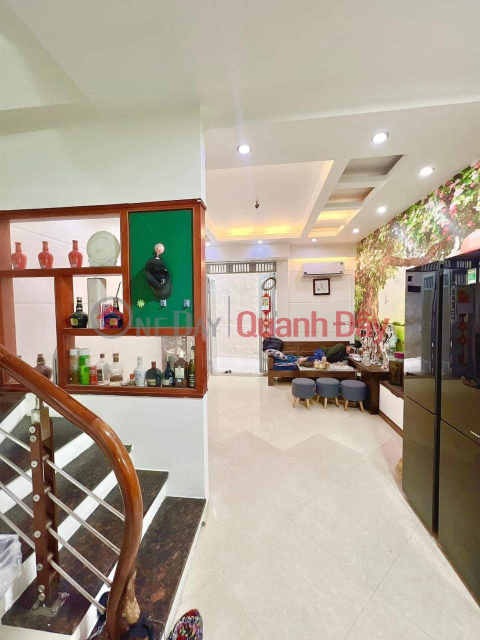 BA DINH CENTER 6 storeys BEAUTIFUL HOME ALWAYS ALWAYS FURNITURE FULL FURNITURE PRICE 4 TILLION _0