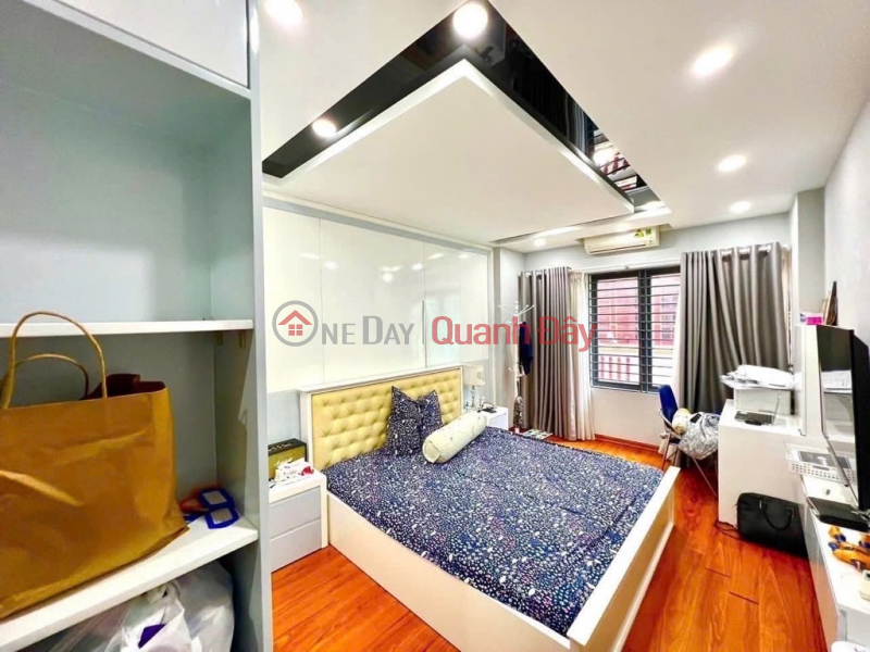 PHÙNG CHÍ KIÊN 60M-19 TỶ,PHÂN LÔ,Ô TÔ ĐÕ CỬA,TƯƠNG LAI MẶT PHỐ,2 THOÁNG,DÂN XÂY,FULL NỘI THẤT | Việt Nam | Bán | đ 19 tỷ