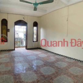 Cho thuê nhà nguyên căn ngõ 62 Mai Động, 72m2 - 4 tầng - 4 phòng - 3 wc 16,5 triệu _0