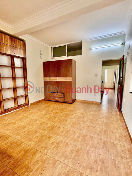 đ 1,98 tỷ HOT HOT !! chưa tới 2 tỷ bạn đã được sở hữu căn nhà 2.5 tầng tại Chợ Con - Hồ Sen - Hàng Kênh