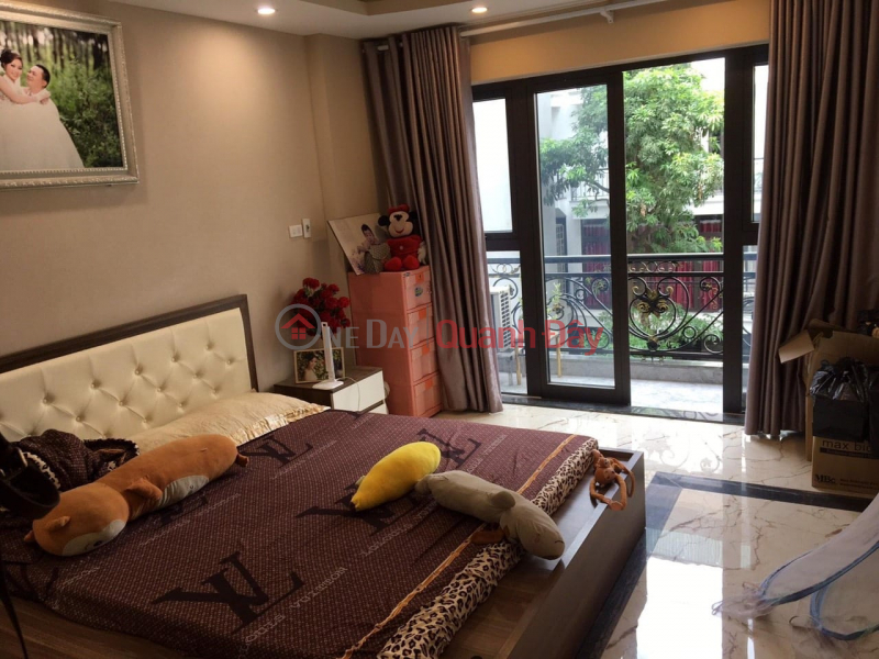 House for sale 67m2 Nghi Tam street, Tay Ho 7-seat car garage Good business 3.5 Billion VND Sales Listings