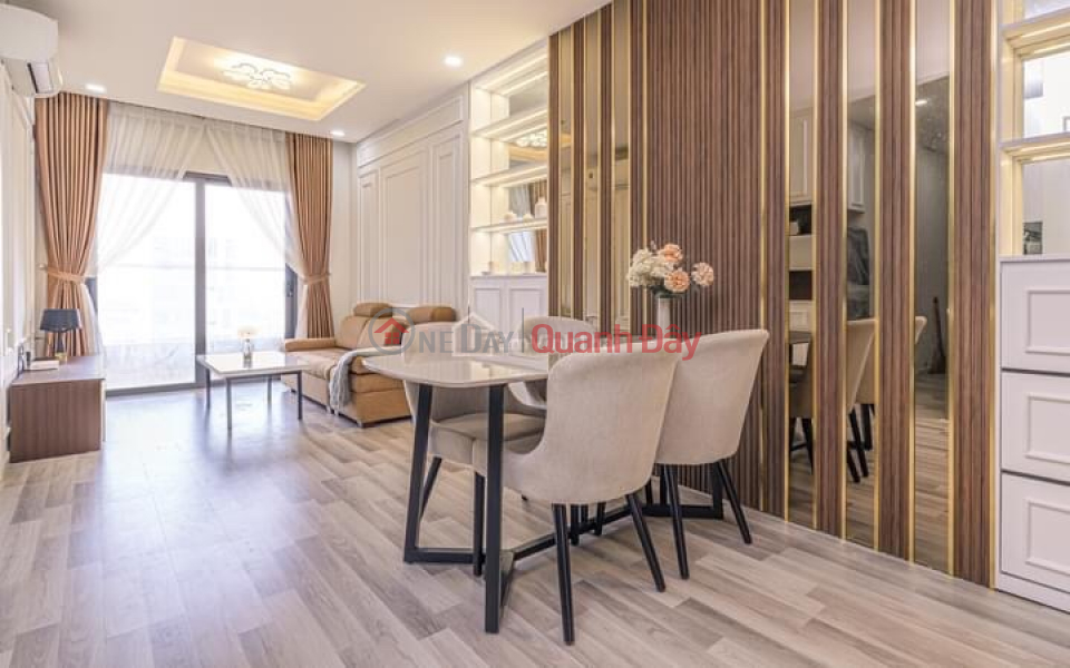 Bán Căn Hộ 6 tầng, đường Trường Thi 4, Q.Hải Châu, dt 90m2 giá 12,5 Tỷ TL Niêm yết bán