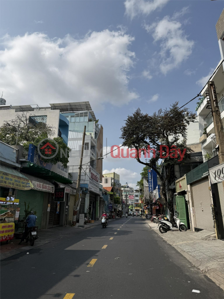 đ 15.8 Billion House for sale on Binh Gia Street, Ward 13, Tan Binh District - 4.5x16m - 3 floors - near T3 Station