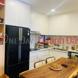 De Capella District 2 currently has a 3-bedroom apartment with an area of 95m², fully furnished with beautiful interior design _0