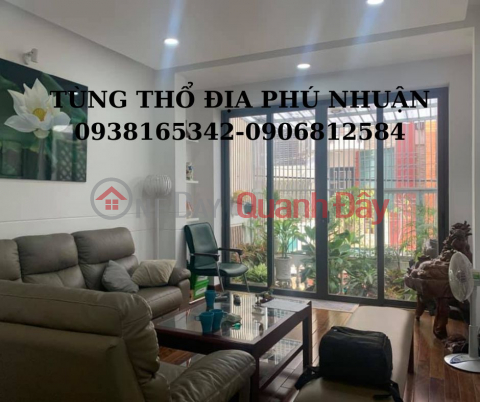 PHU NHUAN CAR HOUSE FOR SALE BELOW 10 BILLION - HUYNH VAN BANH-4MX14M. _0