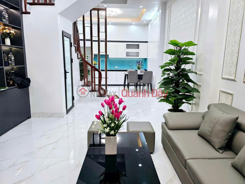 5-storey house – lane 68 Cau Giay – 38m² – parking lot – 10.8 billion Sales Listings