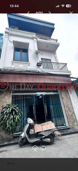 Due to a job transfer to the South, the family needs to sell their house in Khoai Chau town, Hung Yen province. Sales Listings