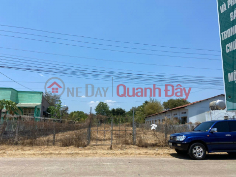 Cần Vốn Kinh Doanh Bán Nhanh Lô Đất Vị Trí Đắc Địa Tại Xã Phú Hoà, Huyện Định Quán, Đồng Nai _0