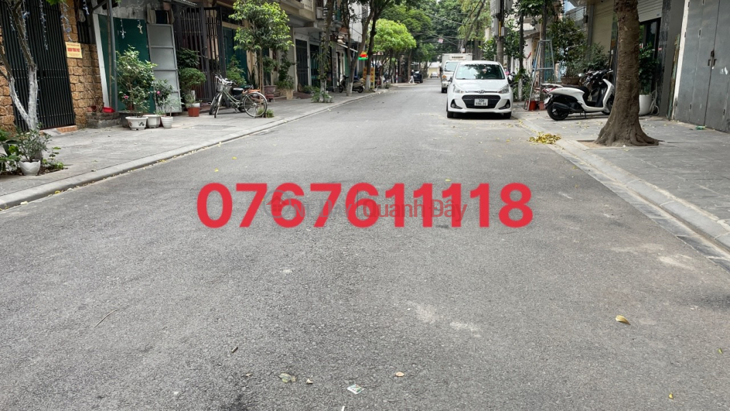 Property Search Vietnam | OneDay | Residential Sales Listings House for sale in lot 918 Phuc Dong, a few cars to avoid, football sidewalk, kd, near Aeon mall, 75m, MT5m, 9.9 billion