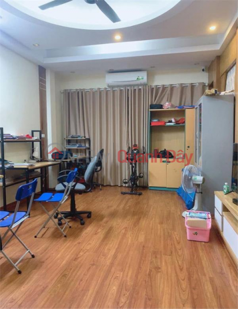 BÁN NHÀ PHỐ TRẦN DUY HƯNG QUẬN CẦU GIẤY, Ô TÔ TRÁNH 40M2 4 TẦNG 18 TỶ _0